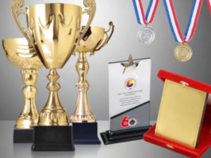 Plaket, Ödül Kupası ve Madalya